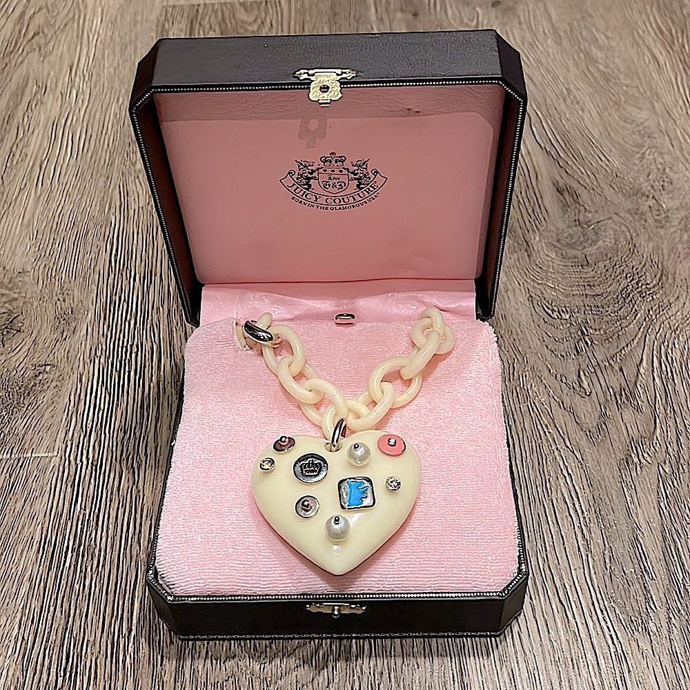 Juicy Couture acrylic chain necklace with heart